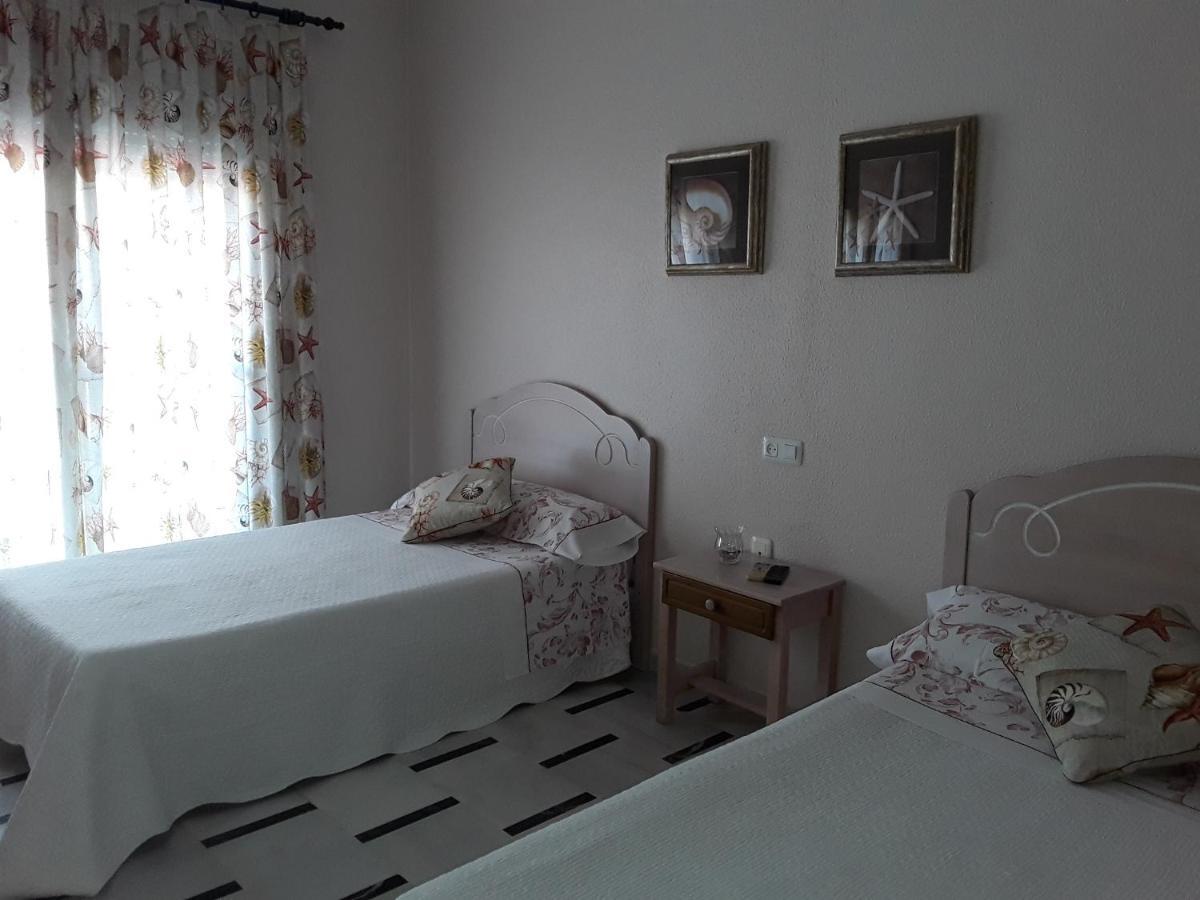 קרבונראס Habitaciones Hernandez מראה חיצוני תמונה